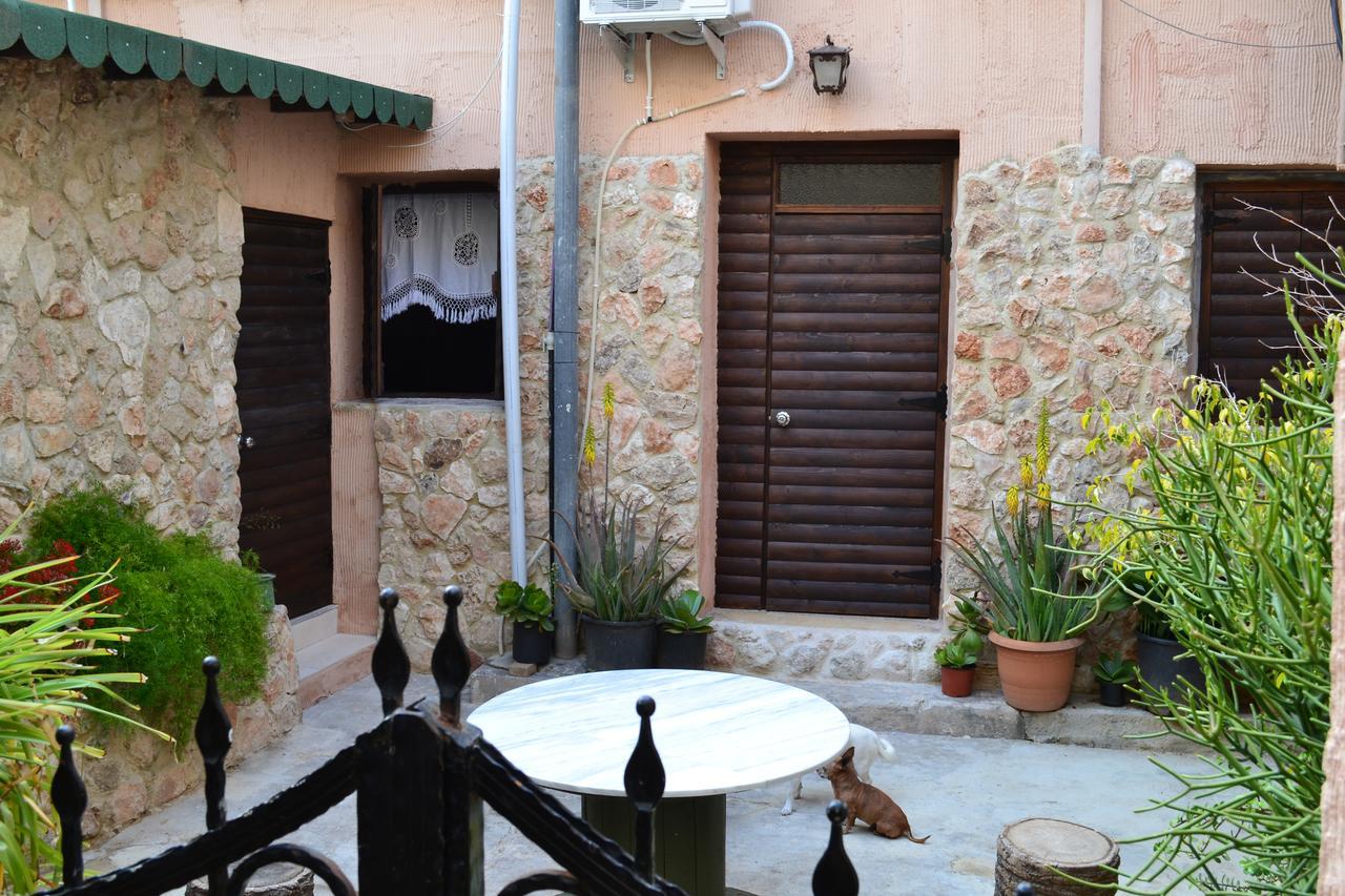 Mystery Garden Guest House Famagusta  Luaran gambar